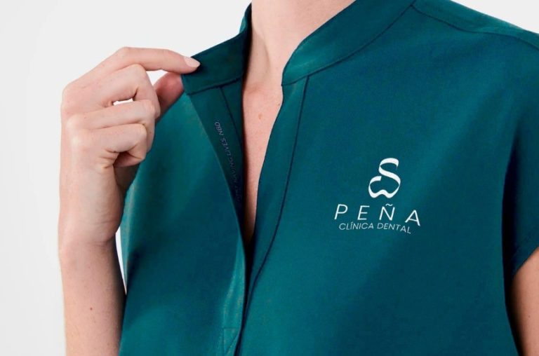 logotipo para clínicas dentales